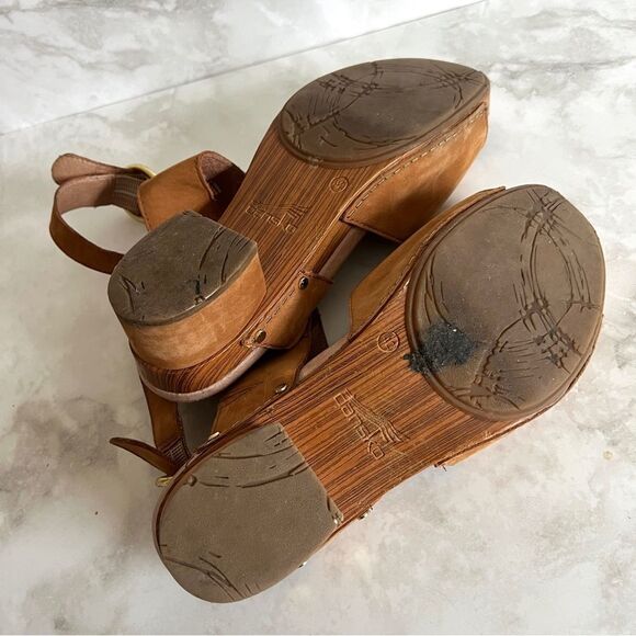 Dansko Minka Nubuck Camel Open Toe Block Heel Sandals - Picture 5 of 6